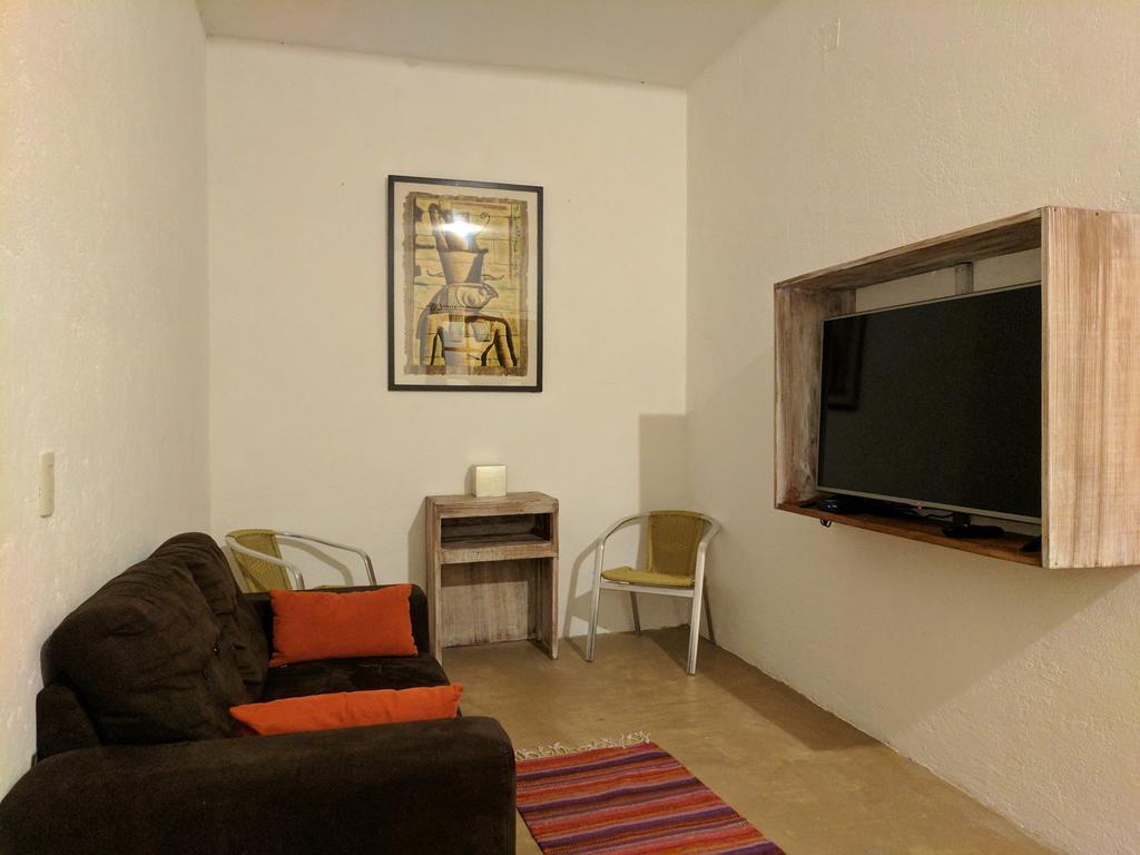Hotel Atuaraa Тепоцтлан Екстериор снимка